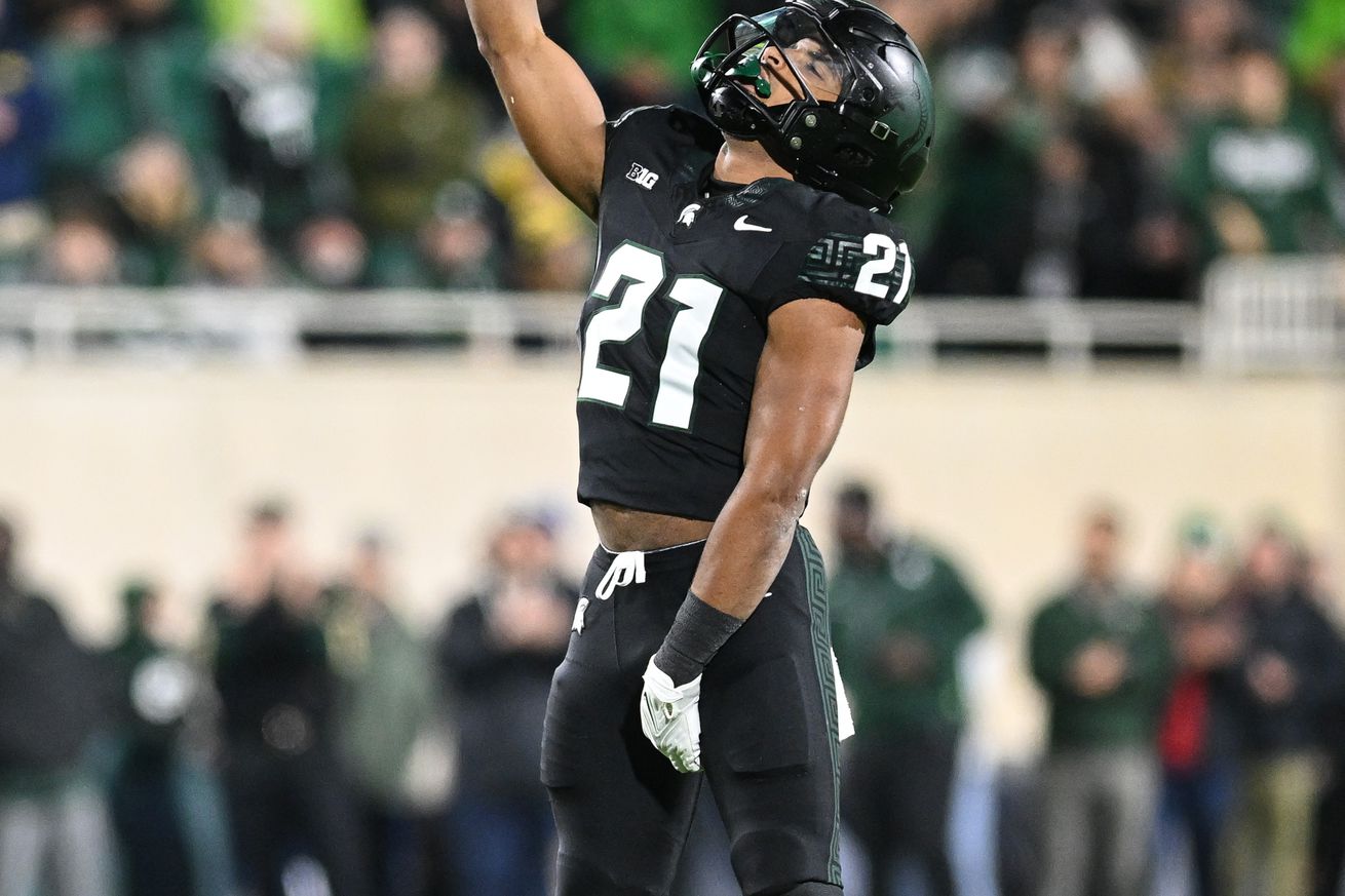 COLLEGE FOOTBALL: OCT 21 Michigan at Michigan State