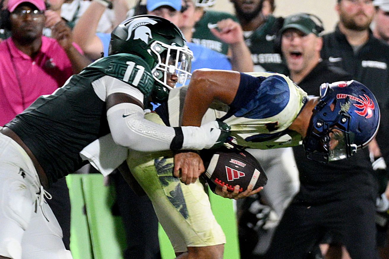 NCAA Football: Florida Atlantic at Michigan State