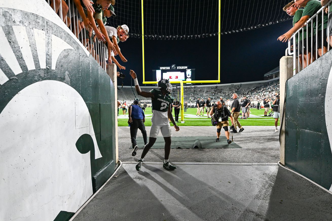 COLLEGE FOOTBALL: AUG 30 Florida Atlantic at Michigan State