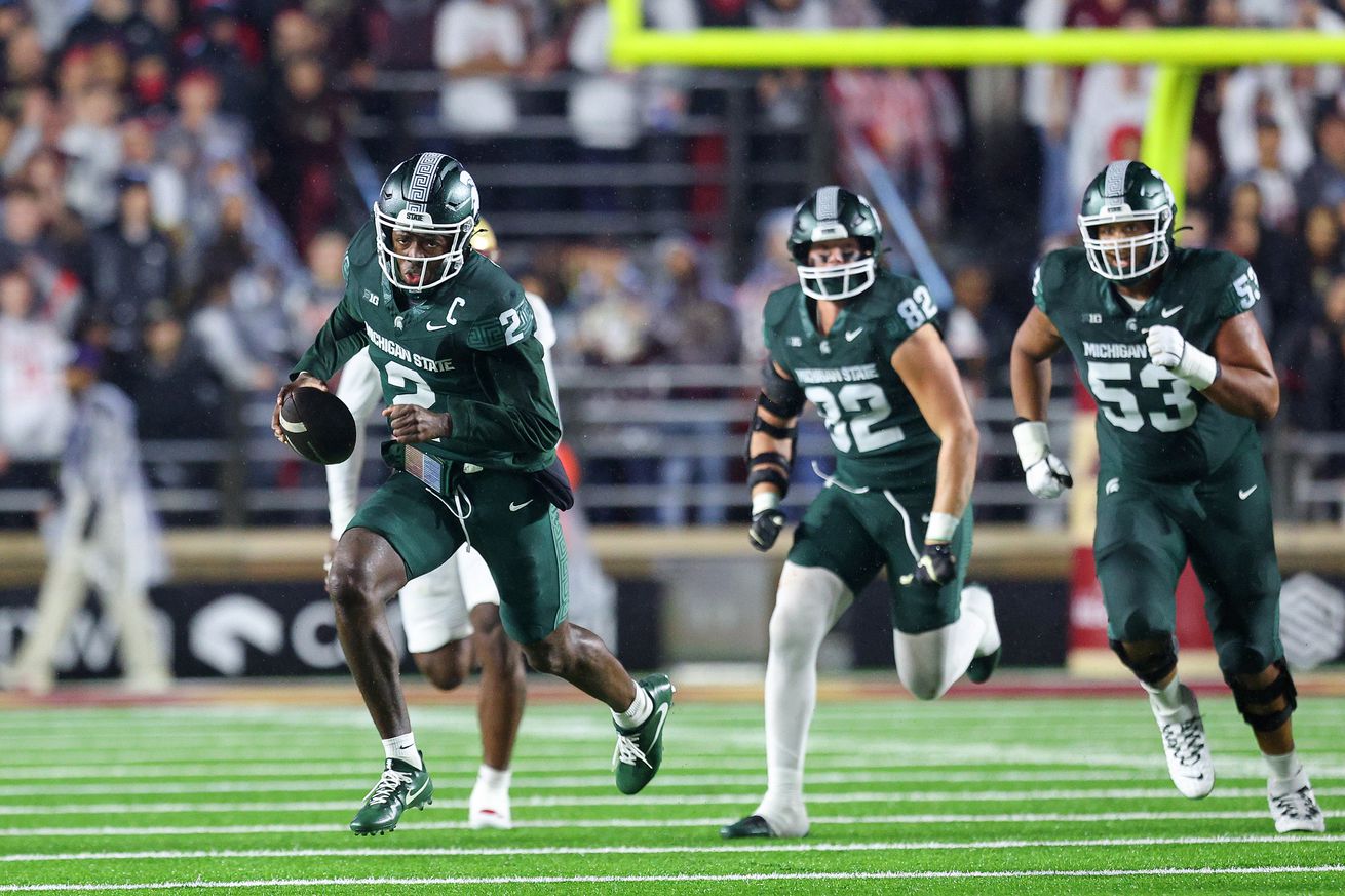 COLLEGE FOOTBALL: SEP 21 Michigan State at Boston College