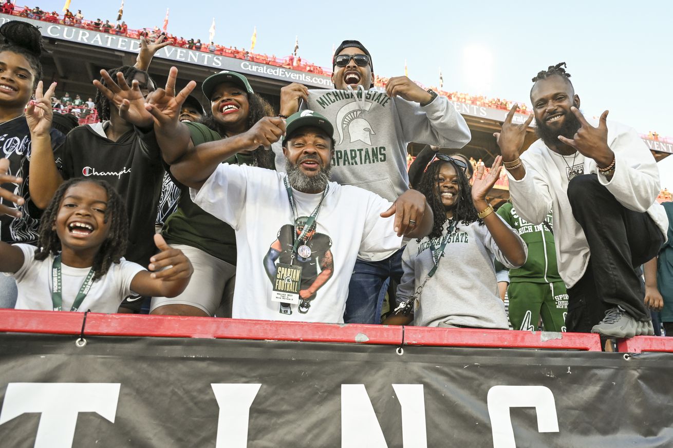 NCAA Football: Michigan State at Maryland
