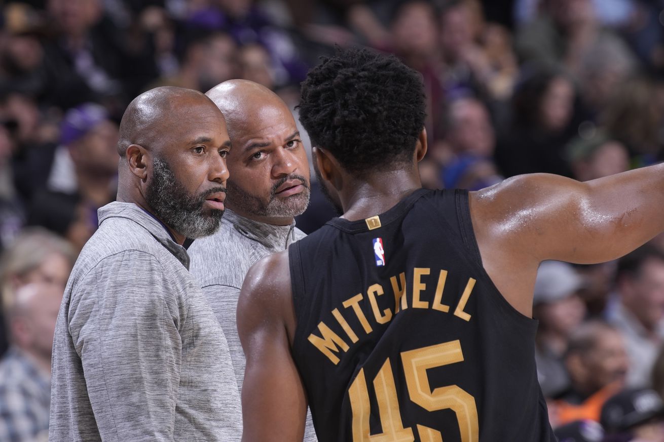 Cleveland Cavaliers v Sacramento Kings