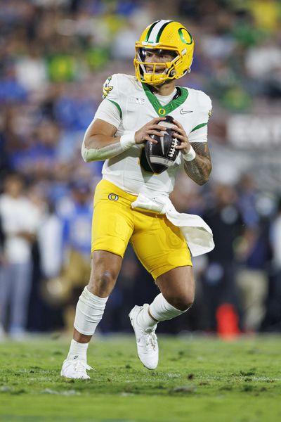 Oregon v UCLA