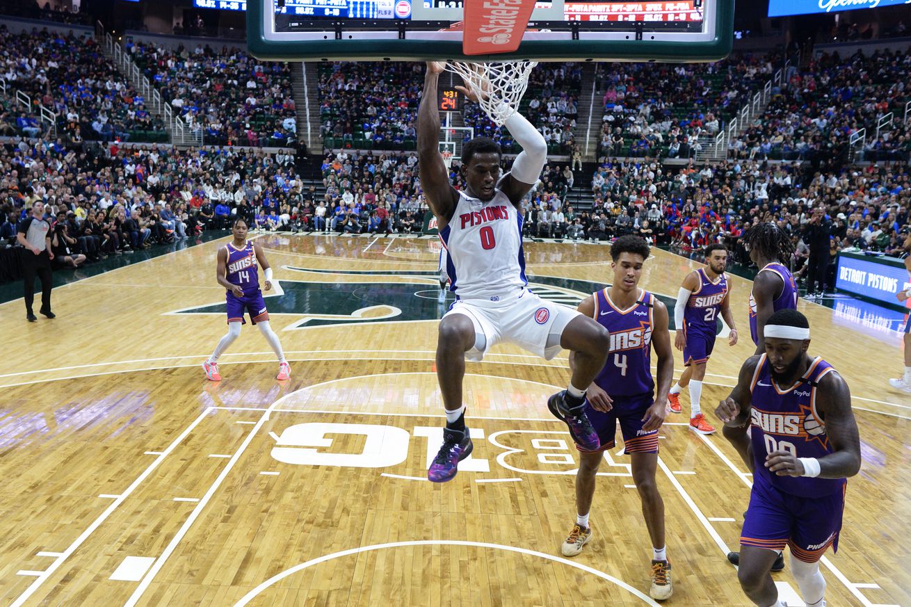 Phoenix Suns v Detroit Pistons