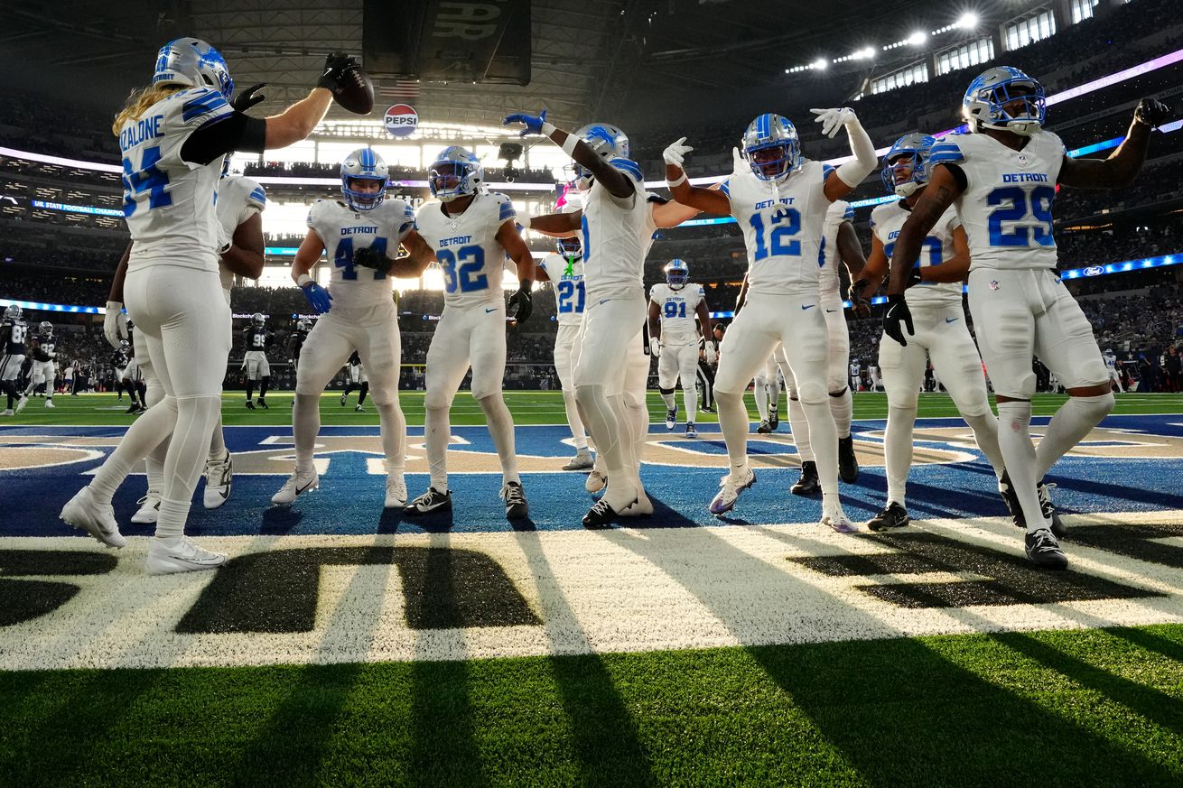 Detroit Lions v Dallas Cowboys