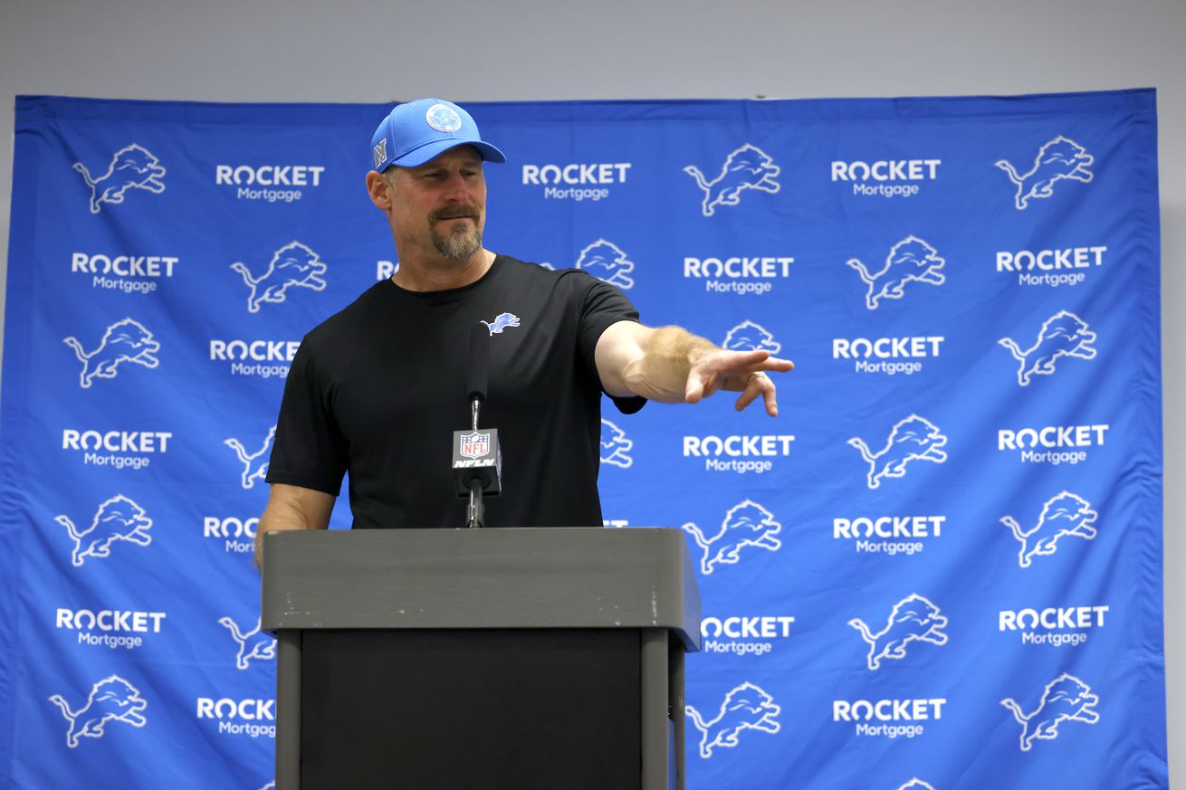 Detroit Lions v Dallas Cowboys