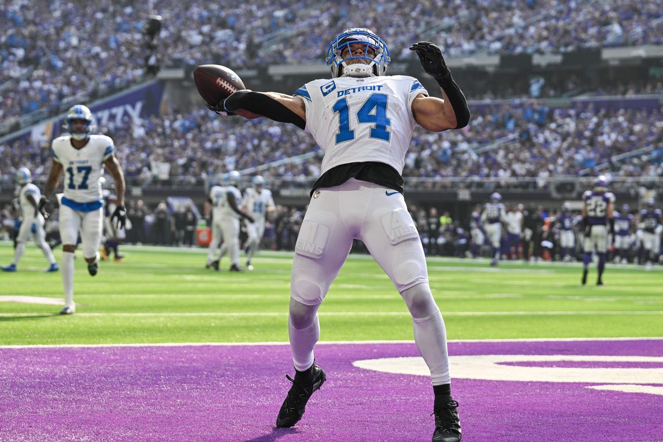 NFL: Detroit Lions at Minnesota Vikings