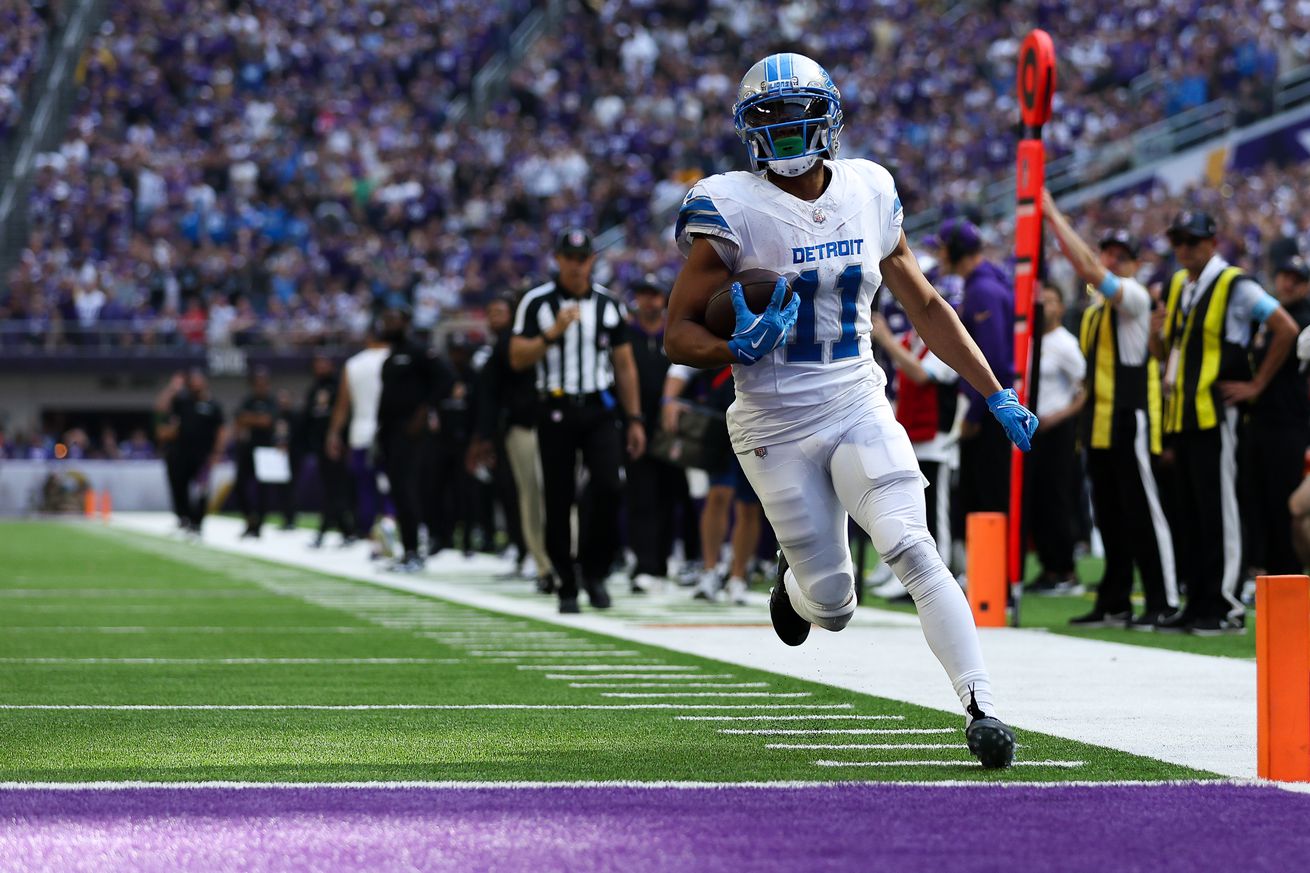 NFL: Detroit Lions at Minnesota Vikings