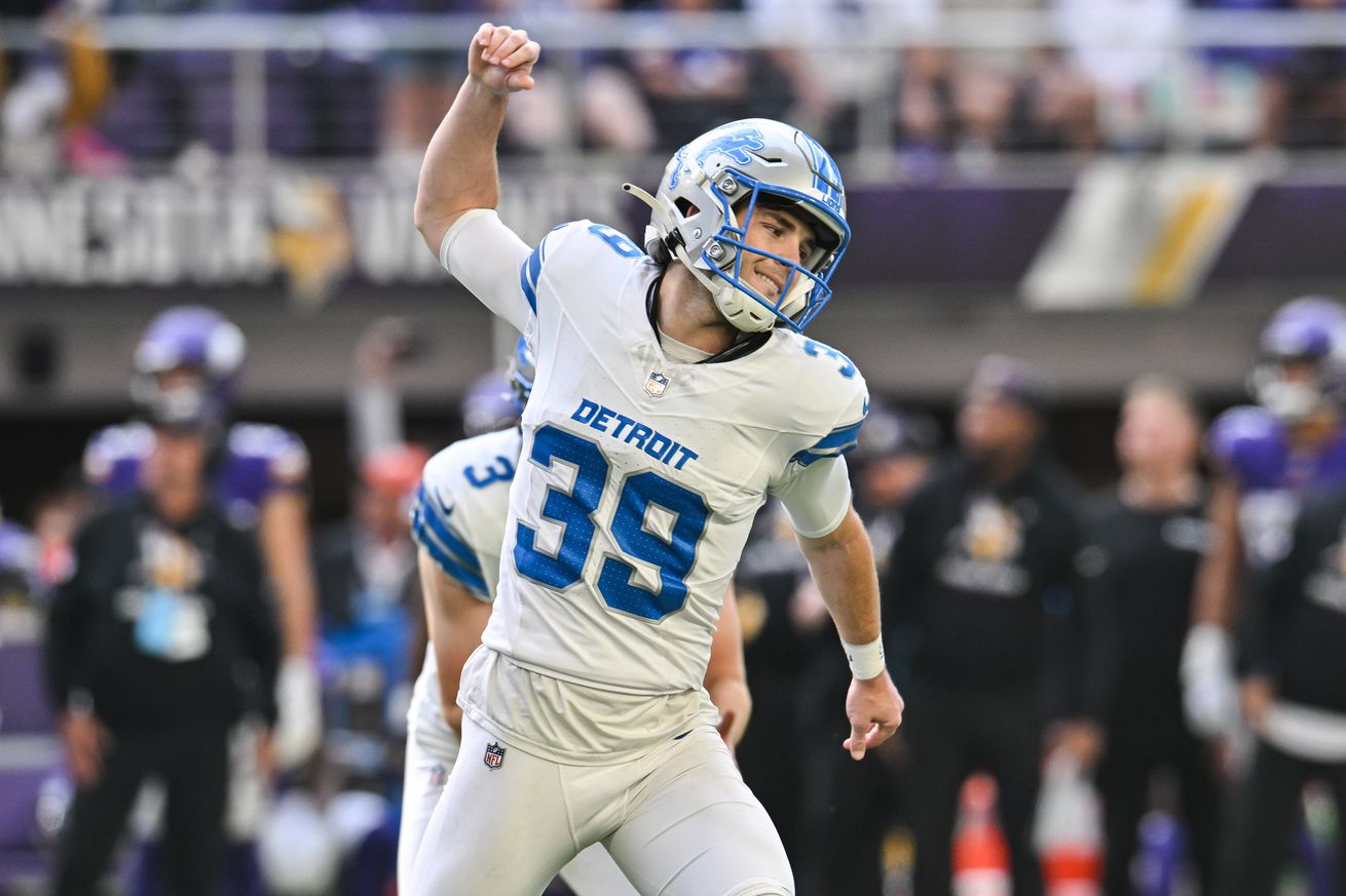 NFL: Detroit Lions at Minnesota Vikings