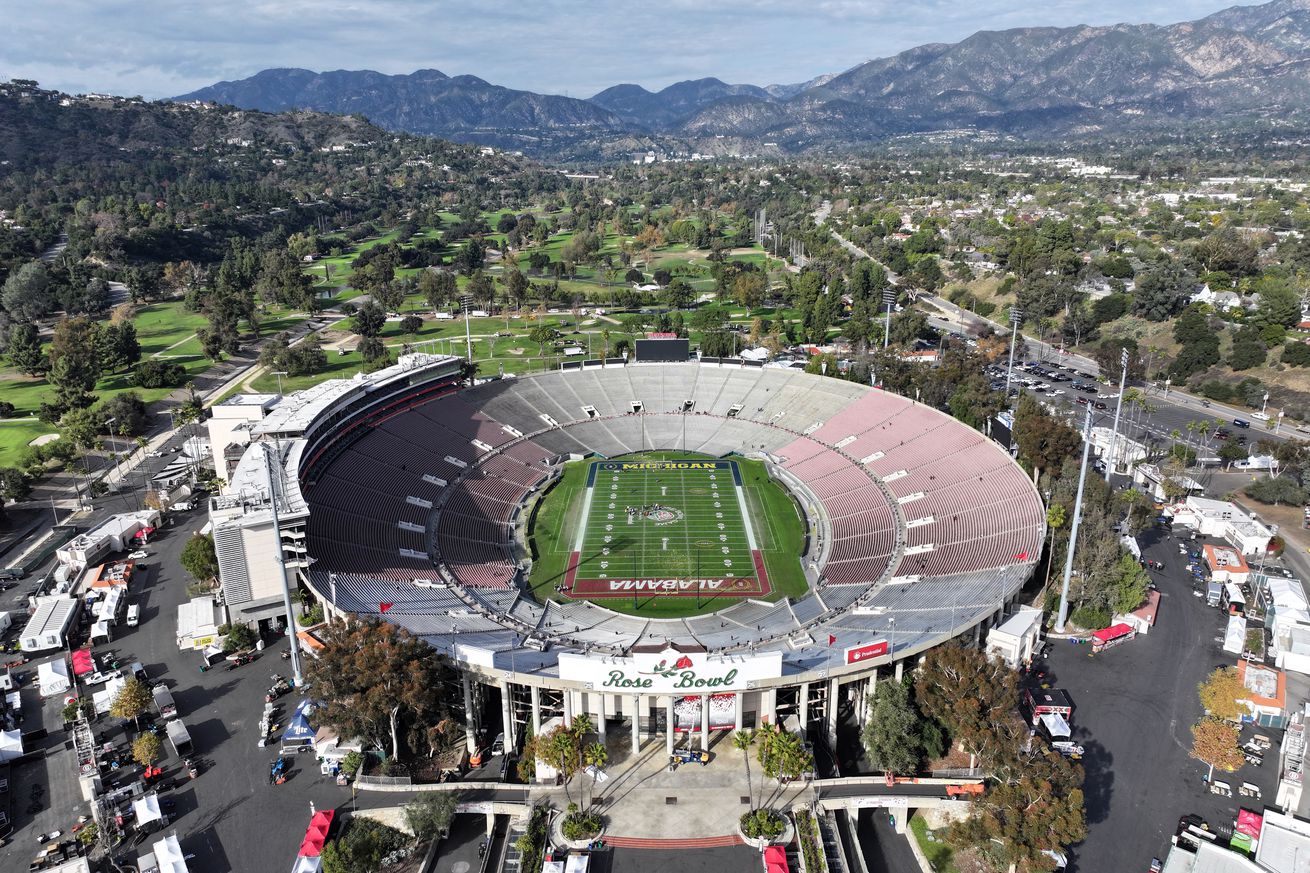 Rose Bowl Stadium