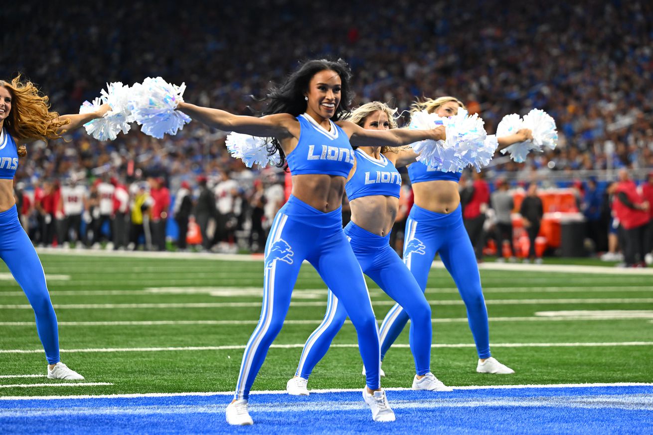 NFL: SEP 15 Buccaneers at Lions