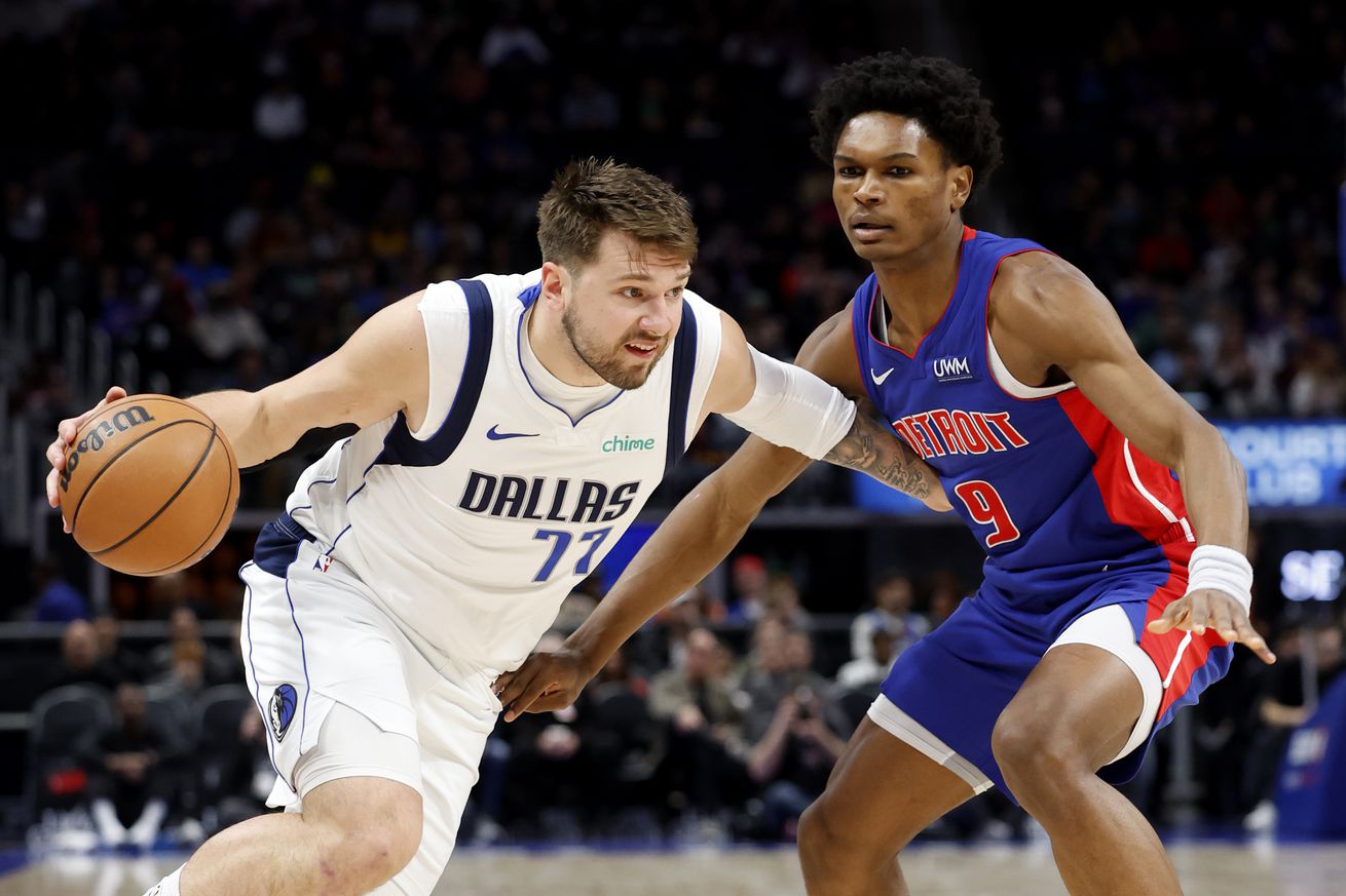 NBA: Dallas Mavericks at Detroit Pistons