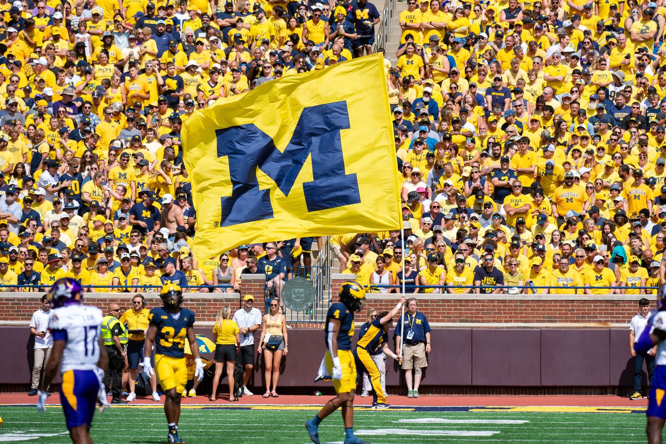 East Carolina v Michigan