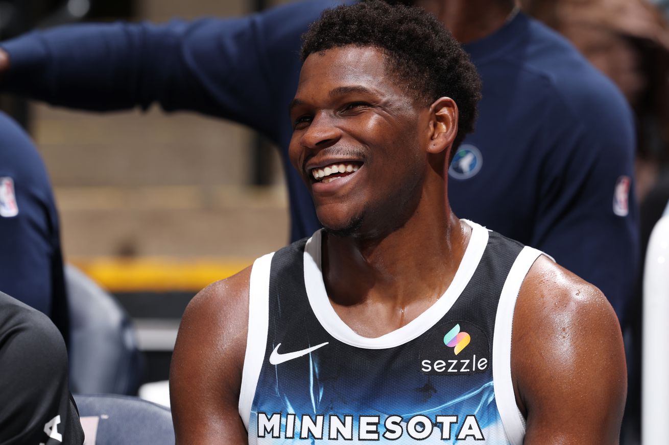 San Antonio Spurs v Minnesota Timberwolves