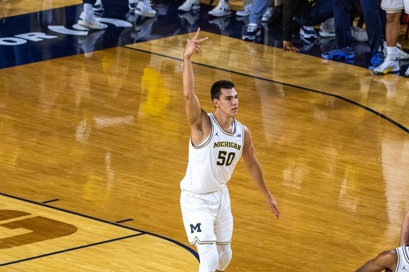 Northwestern v Michigan