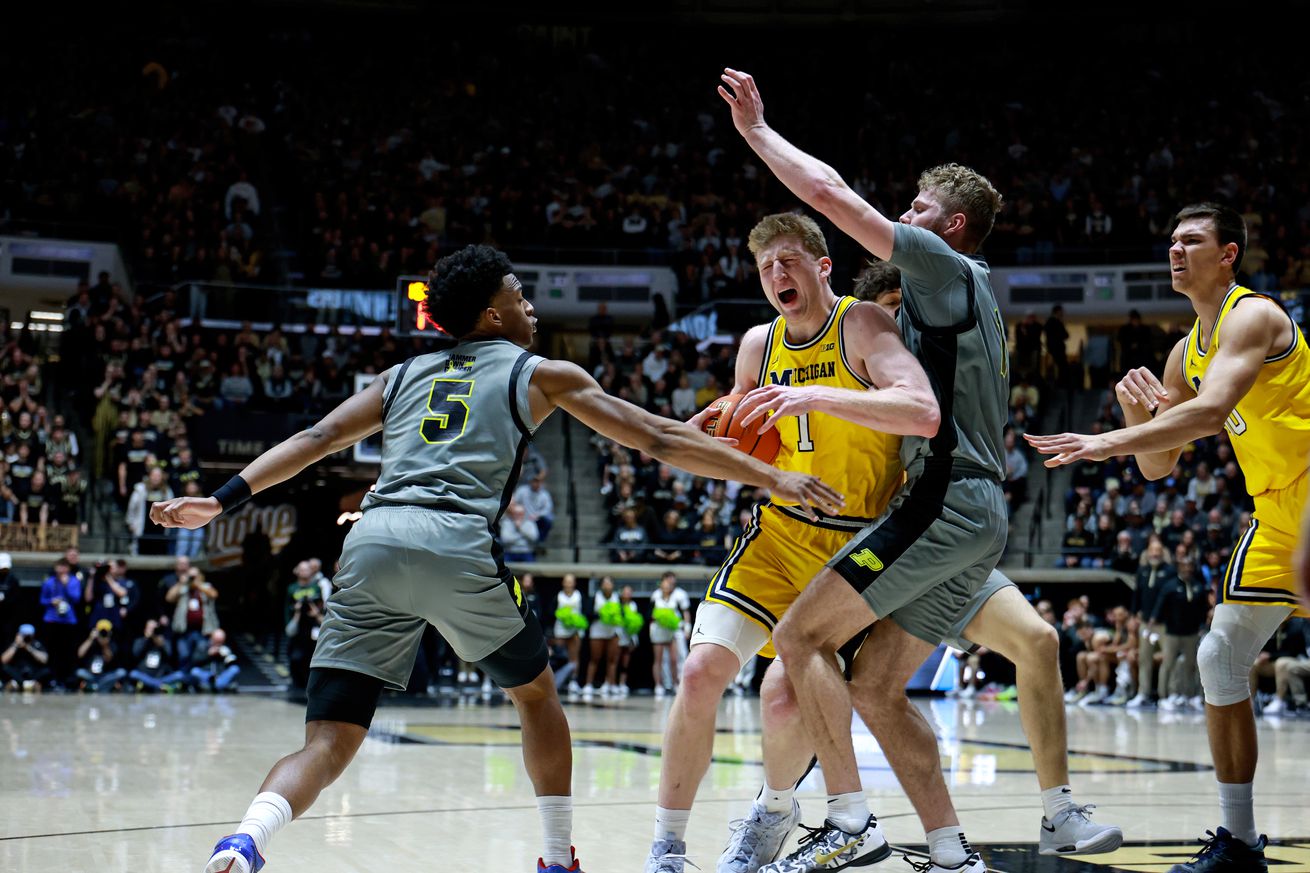 COLLEGE BASKETBALL: JAN 24 Michigan at Purdue