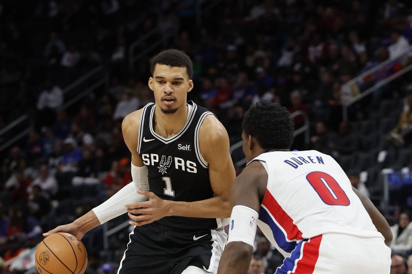 NBA: San Antonio Spurs at Detroit Pistons