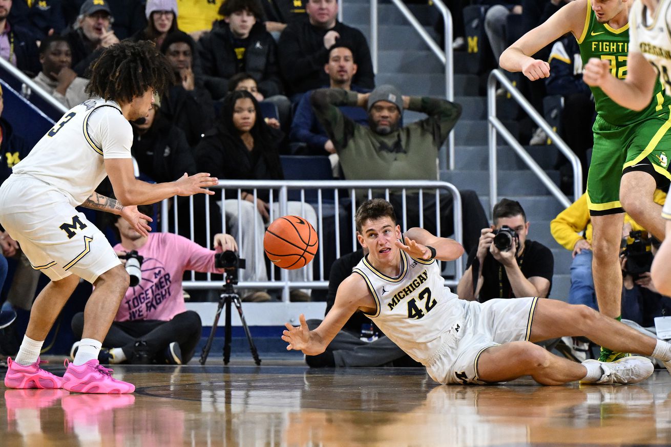 NCAA Basketball: Oregon at Michigan