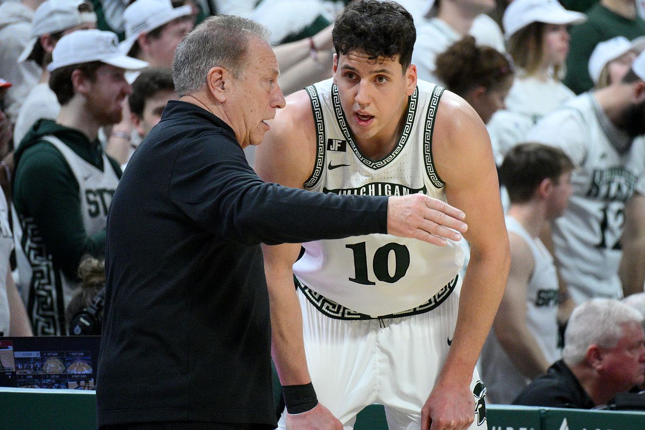 NCAA Basketball: Oregon at Michigan State