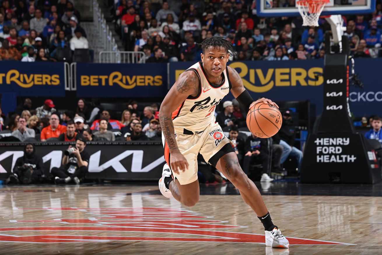 San Antonio Spurs v Detroit Pistons