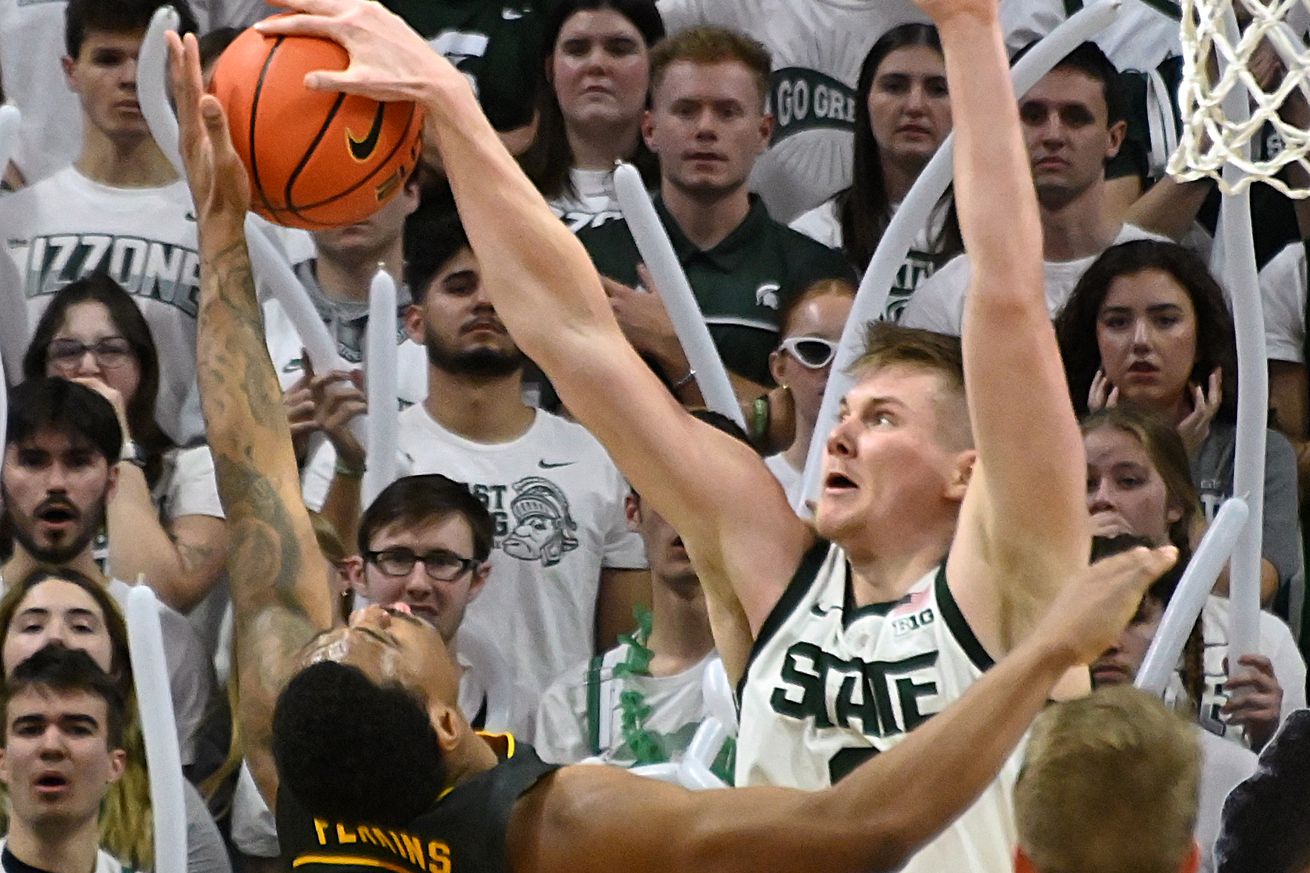 NCAA Basketball: Iowa at Michigan State