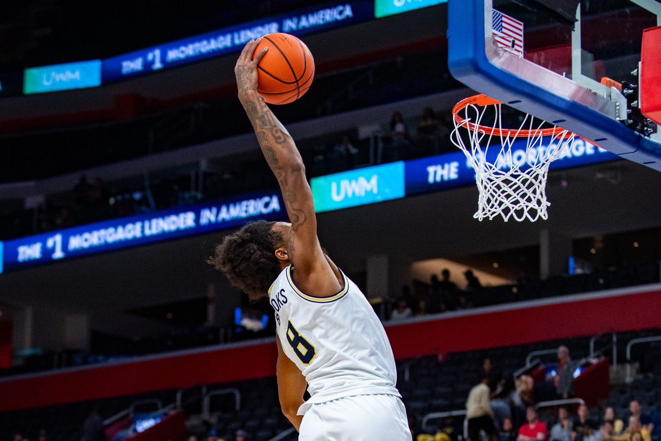 Oakland Golden Grizzlies v Michigan Wolverines - Charity Match
