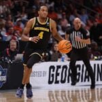 Nimari Burnett is returning to Michigan.