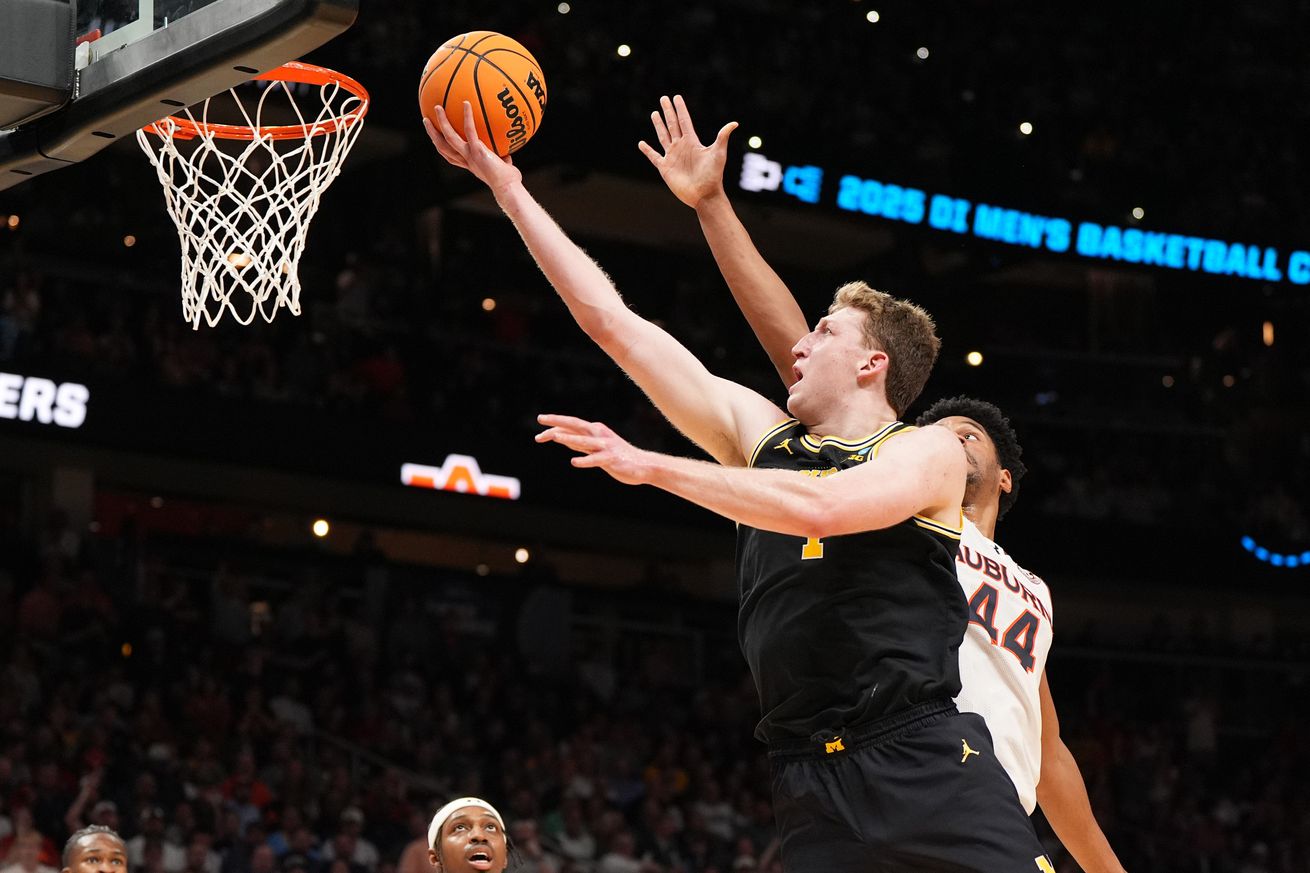 NCAA Basketball: NCAA Tournament South Regional-Michigan at Auburn