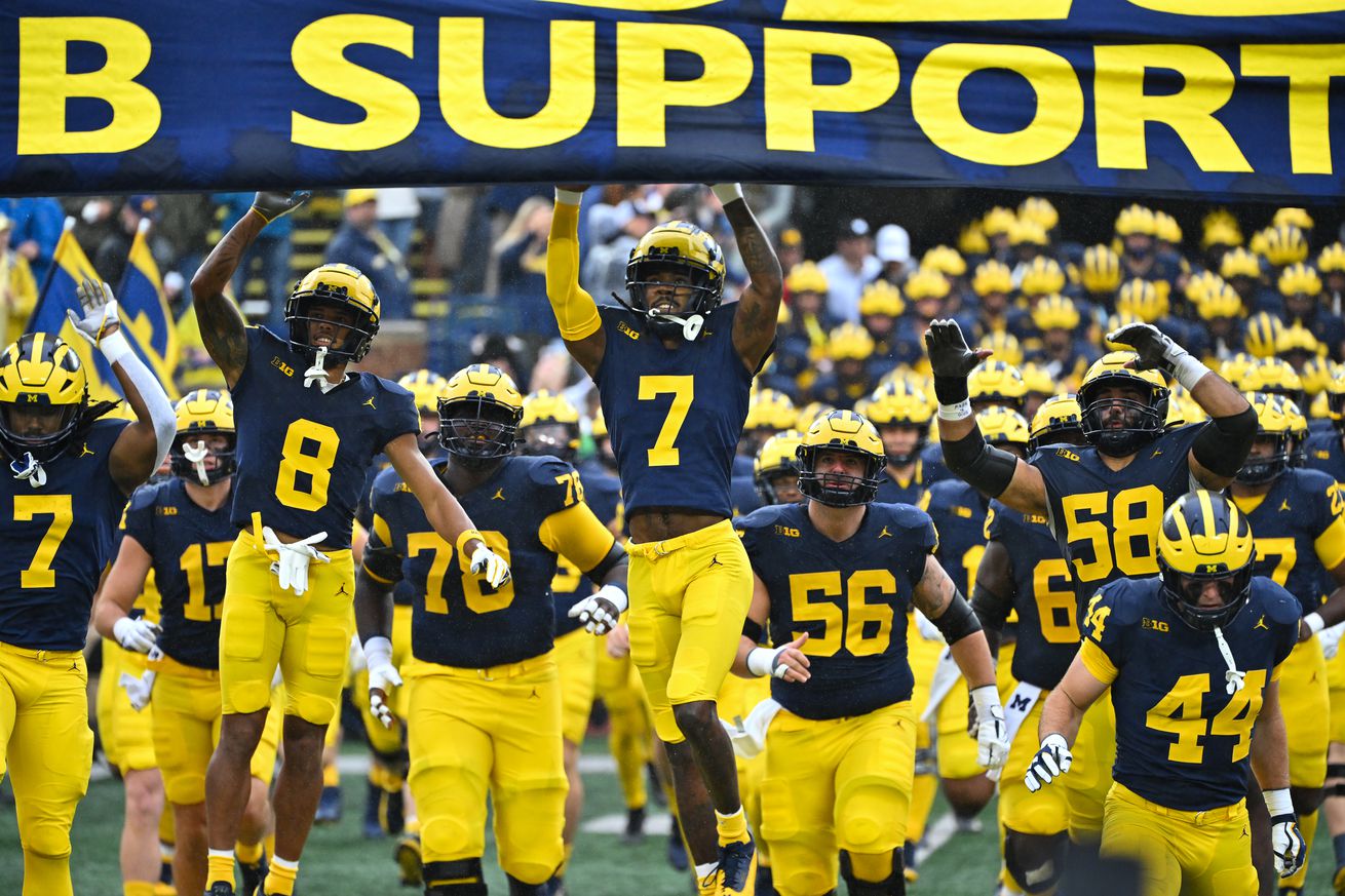 COLLEGE FOOTBALL: SEP 28 Minnesota at Michigan