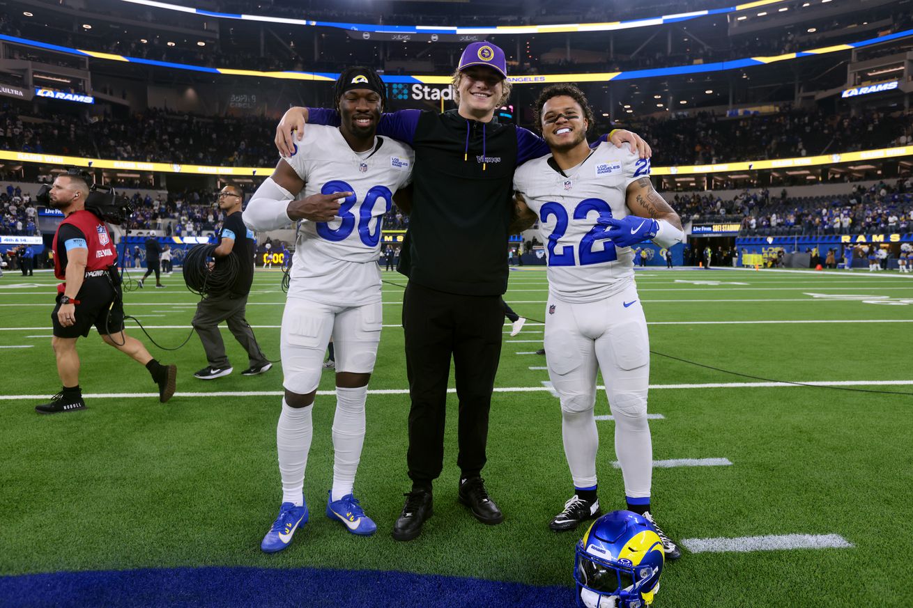 Minnesota Vikings v Los Angeles Rams