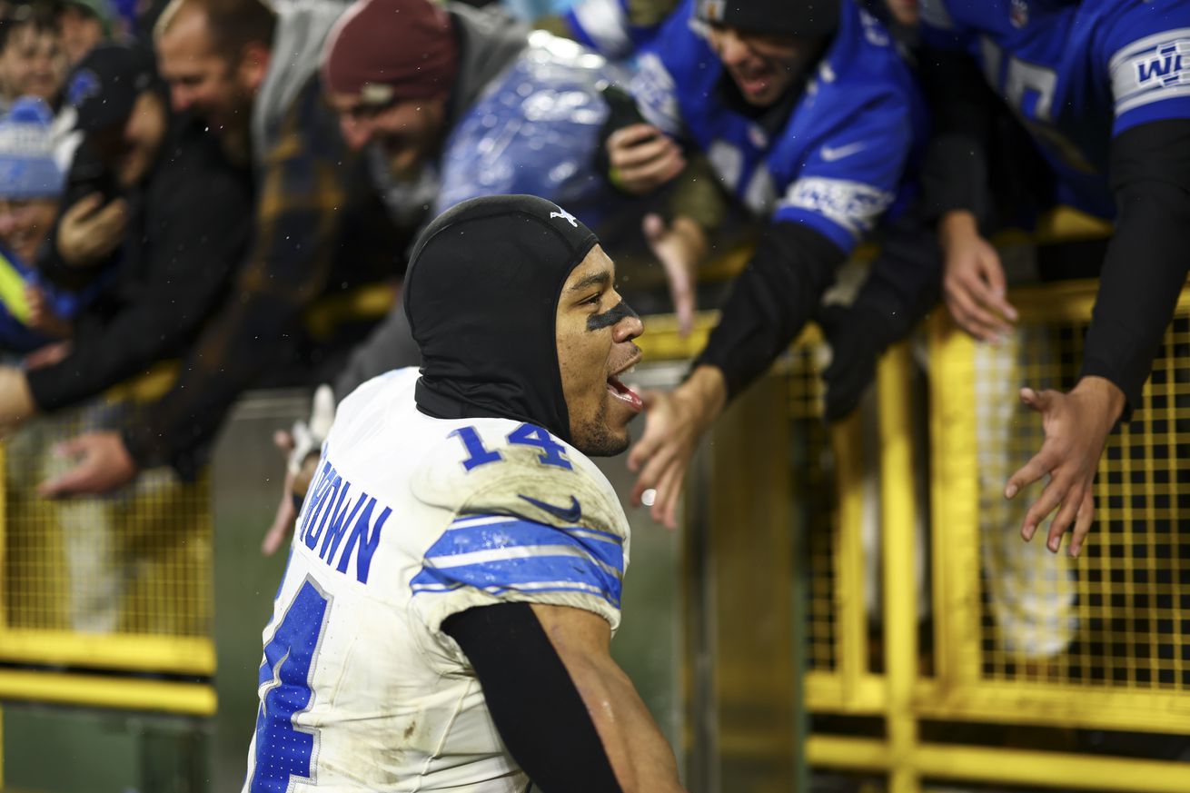 Detroit Lions v Green Bay Packers