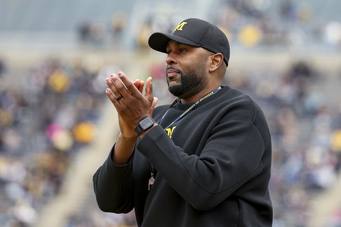 Michigan Maize vs Blue Spring Game