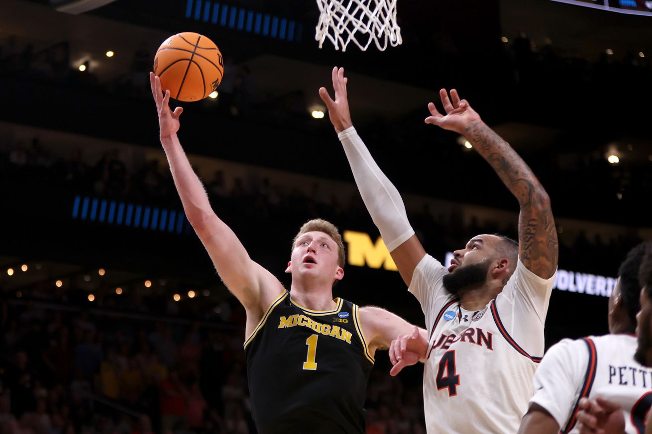 NCAA Basketball: NCAA Tournament South Regional-Michigan at Auburn