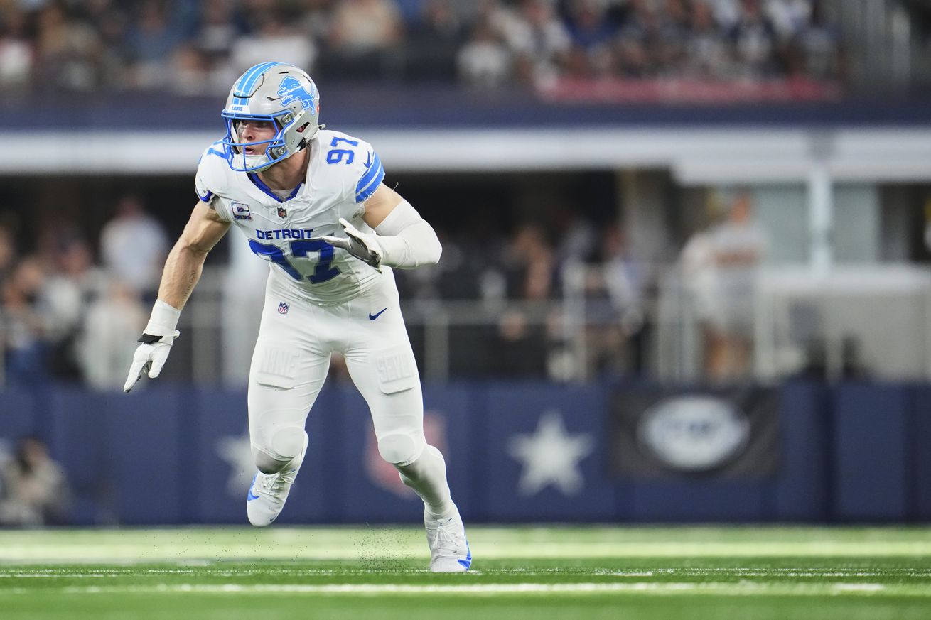 Detroit Lions v Dallas Cowboys