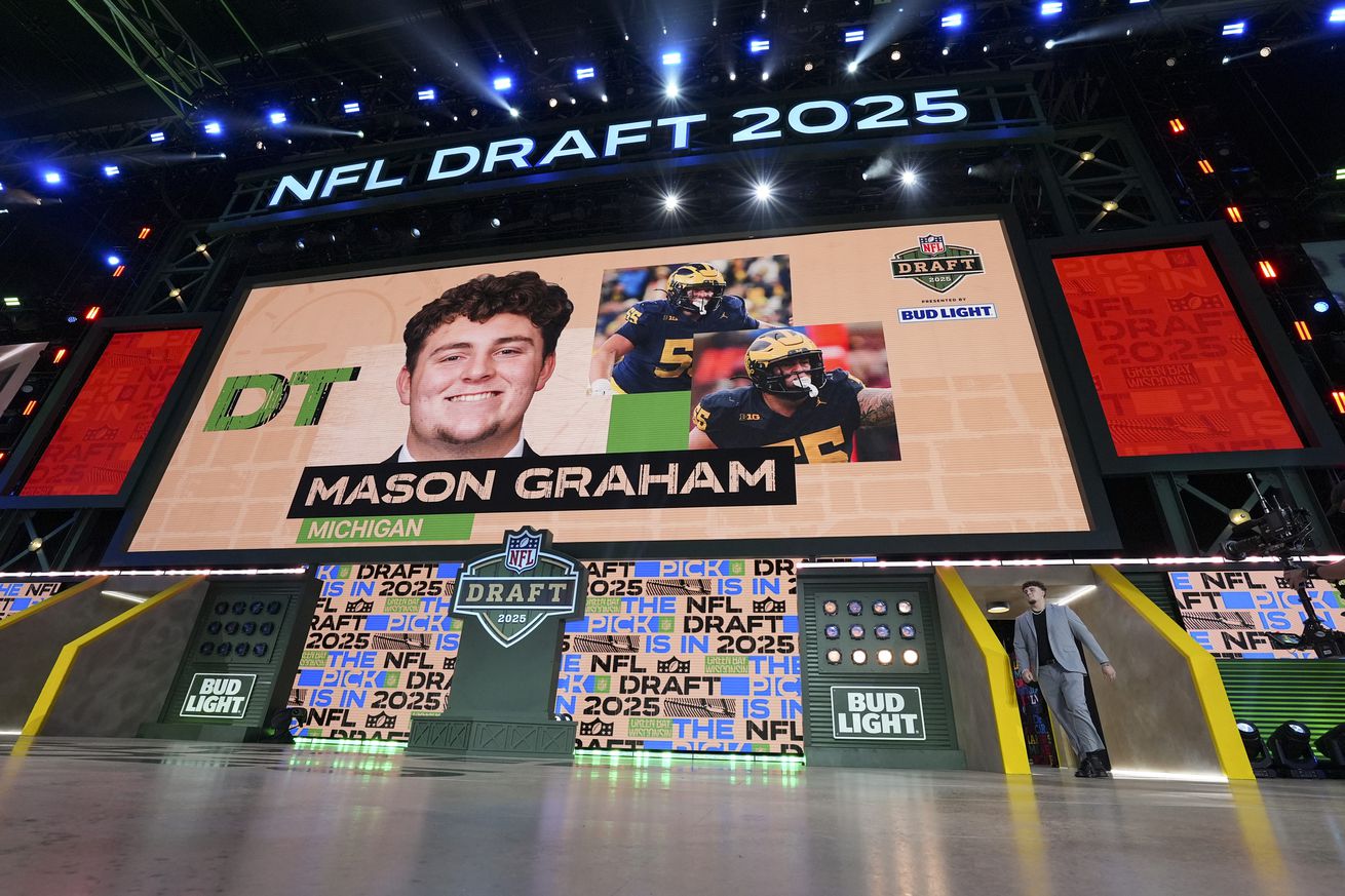 2025 NFL Draft - Round 1