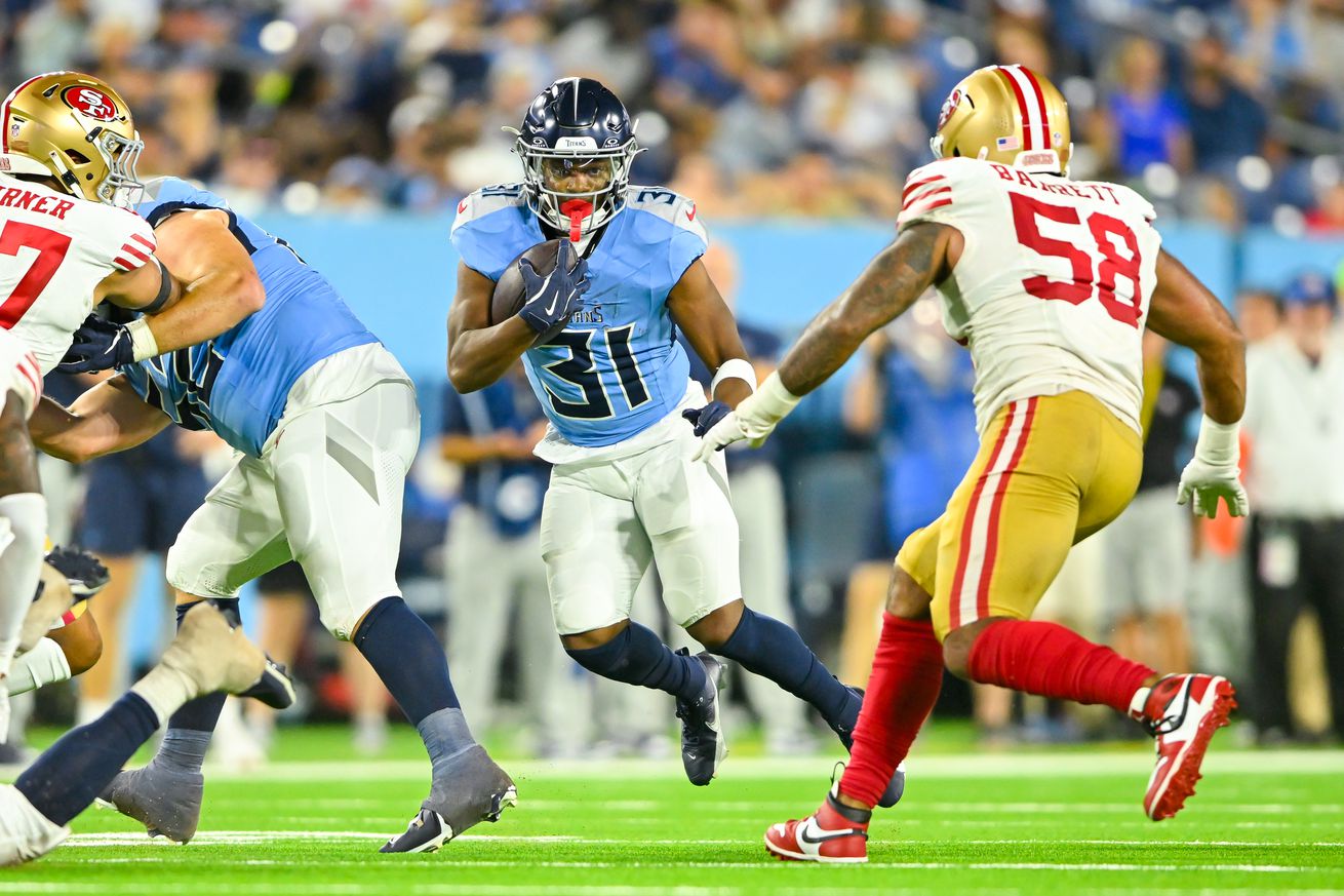 NFL: San Francisco 49ers at Tennessee Titans