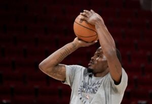 The Cavs signed Javonte Green.